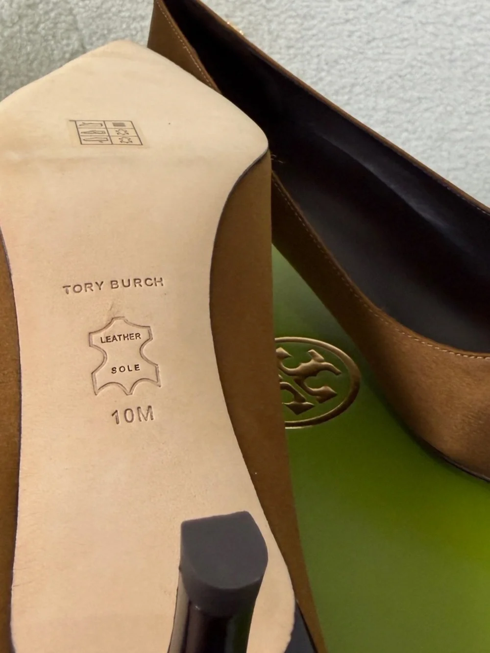 Tory Burch Chic Brown Satin Pointed-Toe Pumps 10